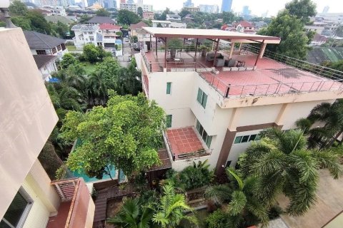 Office in Phra Khanong, Bangkok, Thailand № 167663 - photo 10