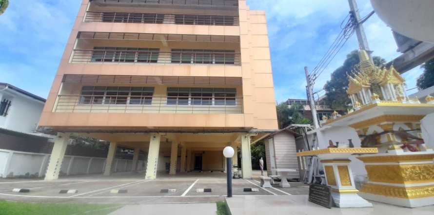 Office in Phra Khanong, Bangkok, Thailand № 167663