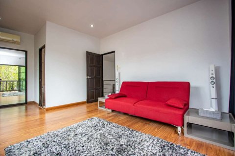 House in Chiang Mai, Thailand 3 bedrooms № 133391 - photo 16