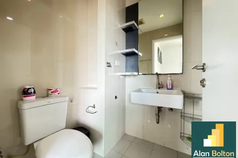 Condominio de 2 dormitorios en Pattaya, Tailandia № 210790 - foto 4