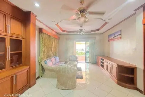 Casa de 3 dormitorios en Pattaya, Tailandia № 210784 - foto 28