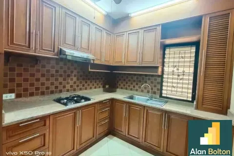 Casa de 3 dormitorios en Pattaya, Tailandia № 210784 - foto 9