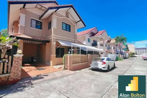 Casa de 3 dormitorios en Pattaya, Tailandia № 210784 - foto 16
