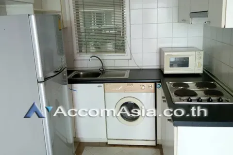Condo in Sathon, Bangkok, Thailand, 2 bedrooms  № 214539 - photo 4