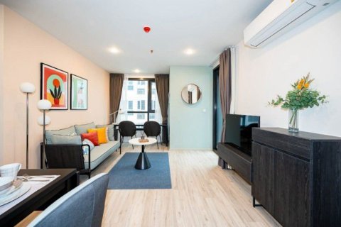 Кондоминиум с 2 спальнями в Дин Даенге, Бангкок, Таиланд № 147498 - фото 1