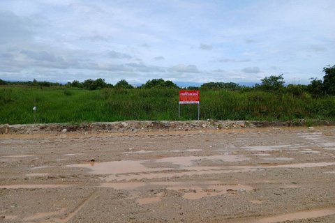 Land in Nakhon Si Thammarat, Thailand 14400 sq.m. № 147496 - photo 1