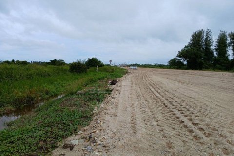 Land in Nakhon Si Thammarat, Thailand 14400 sq.m. № 147496 - photo 4