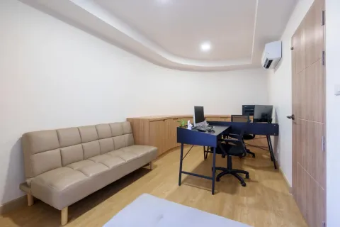 House in Hua Hin, Thailand 4 bedrooms № 160914 - photo 3