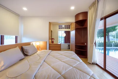 House in Hua Hin, Thailand 4 bedrooms № 160914 - photo 2