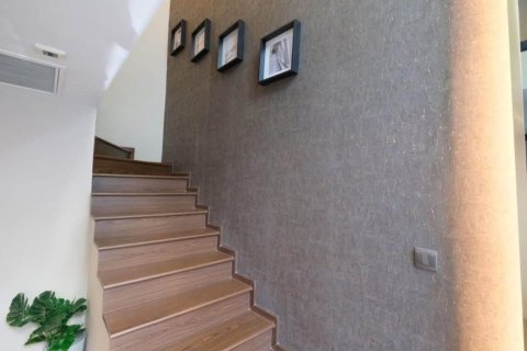 Condo à Pathum Wan, Bangkok, Thaïlande, 2 chambres  № 160915 - photo 5