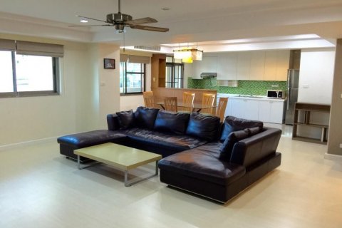 Condo à Watthana, Bangkok, Thaïlande, 3 chambres  № 140386 - photo 3