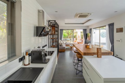 House in Chiang Mai, Thailand 3 bedrooms № 171447 - photo 28