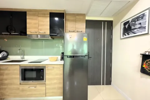 Condominio de 2 dormitorios en Jomtien Beach, Pattaya, Tailandia № 211119 - foto 14