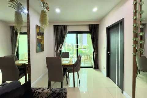 Condominio de 2 dormitorios en Jomtien Beach, Pattaya, Tailandia № 211119 - foto 4