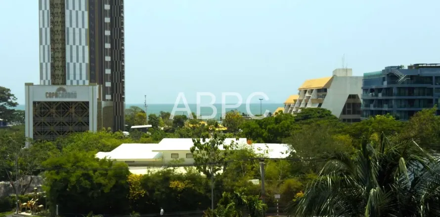 Condominio de 2 dormitorios en Jomtien Beach, Pattaya, Tailandia № 211119