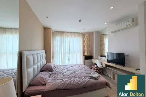 Condominio de 1 dormitorio en Jomtien Beach, Pattaya, Tailandia № 211118 - foto 3