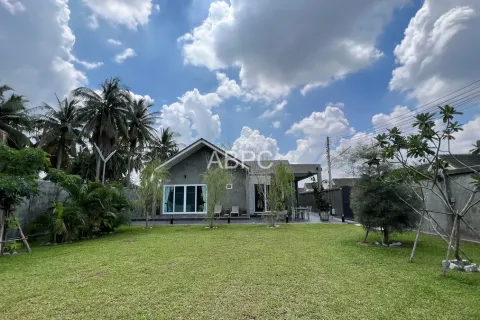 Casa de 2 dormitorios en Pattaya, Tailandia № 211113 - foto 3