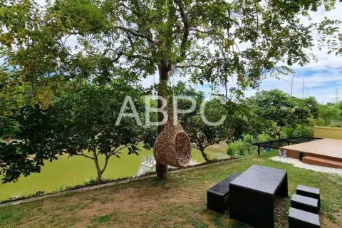 Casa de 3 dormitorios en Pattaya, Tailandia № 212014 - foto 6