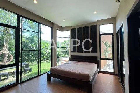 Casa de 3 dormitorios en Pattaya, Tailandia № 212014 - foto 15