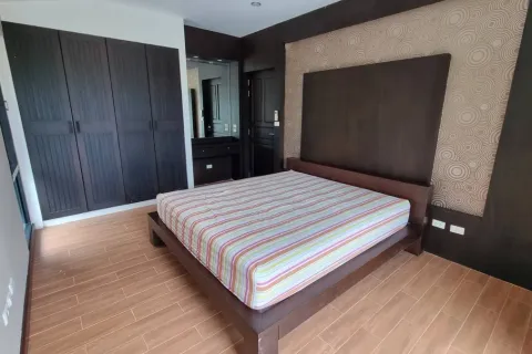 Casa de 3 dormitorios en Pattaya, Tailandia № 212014 - foto 30
