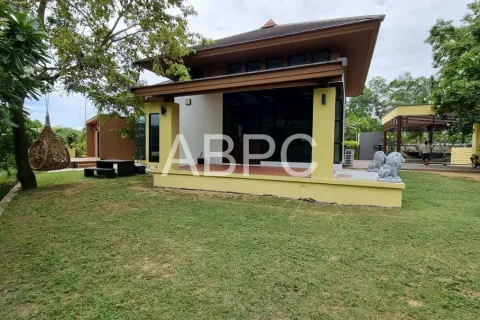 Casa de 3 dormitorios en Pattaya, Tailandia № 212014 - foto 5