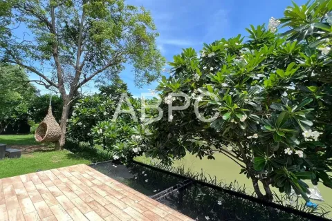 Casa de 3 dormitorios en Pattaya, Tailandia № 212014 - foto 23
