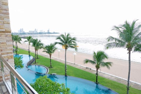Studio in the Condo in Pattaya, Thailand  № 113473 - photo 4