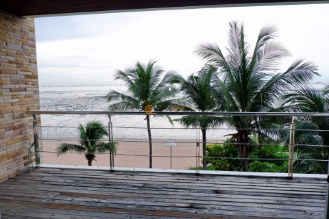 Studio in the Condo in Pattaya, Thailand  № 113473 - photo 2