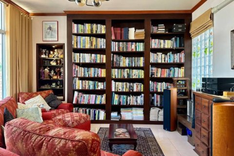 Дом в Ханг Донге, Таиланд с 6 спальнями № 155294 - фото 5