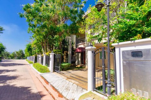 Villa in Cha-am, Thailand 3 bedrooms № 155288 - photo 5