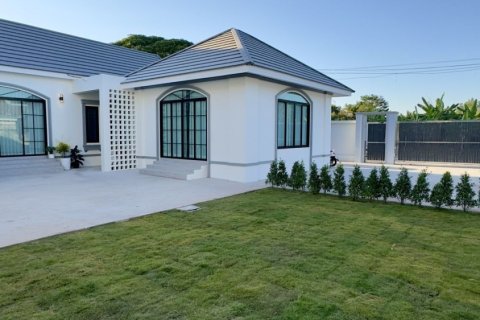 Дом в Удонтхани, Таиланд с 3 спальнями  № 167277 - фото 3