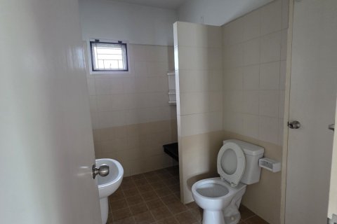 Maison à Bang Phli Yai, Thaïlande 3 chambres № 167282 - photo 11