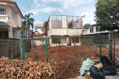 Land in Suan Luang, Bangkok, Thailand 356 sq.m. № 167279 - photo 2