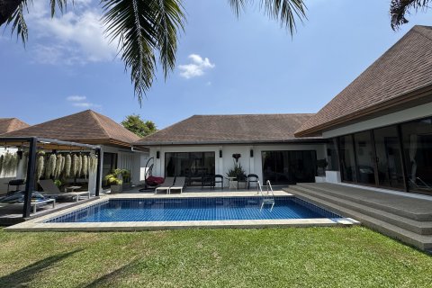 Villa in Phuket, Thailand 3 bedrooms № 173557 - photo 5