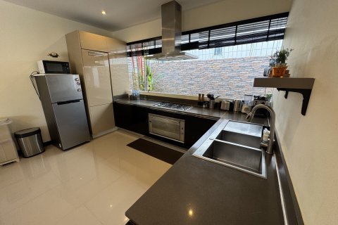 Villa in Phuket, Thailand 3 bedrooms № 173557 - photo 21