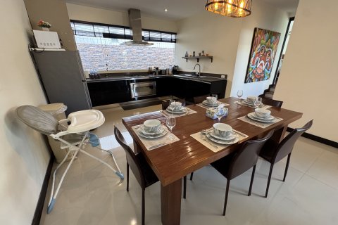 Villa in Phuket, Thailand 3 bedrooms № 173557 - photo 19
