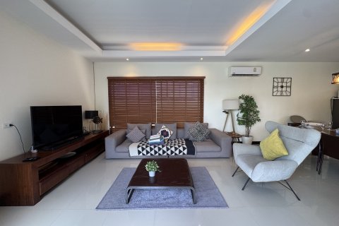Villa in Phuket, Thailand 3 bedrooms № 173557 - photo 15