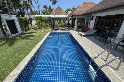 Villa in Phuket, Thailand 3 bedrooms № 173557 - photo 4