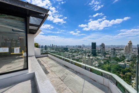 Penthouse in Bangkok, Thailand 4 bedrooms № 233611 - photo 10