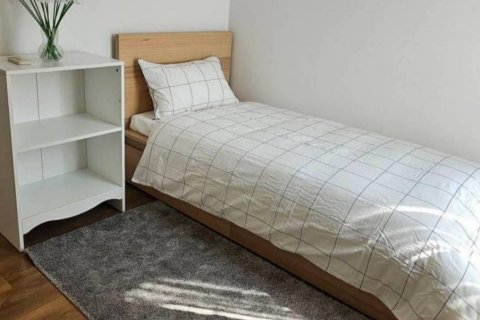 Condo in Bangkok, Thailand, 3 bedrooms № 233613 - photo 18