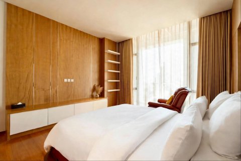 Condo in Bangkok, Thailand, 4 bedrooms № 233615 - photo 8