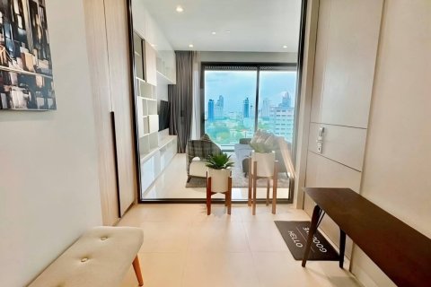 Condo in Bangkok, Thailand, 2 bedrooms № 233612 - photo 10