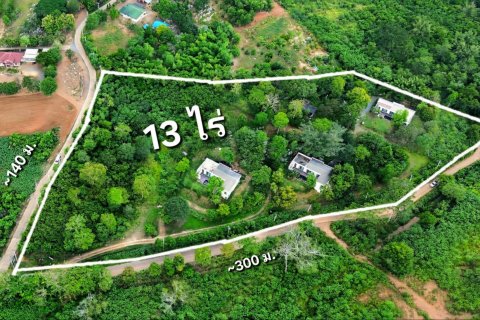 Terreno en Prachinburi, Tailandia № 233617