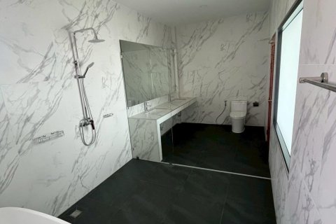 Villa in Pran Buri, Thailand 4 Schlafzimmer № 222526 - Foto 6
