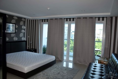Studio in the Condo in Pattaya, Thailand  № 204490 - photo 2
