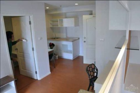 Condo in Pattaya, Thailand, 1 bedroom  № 204494 - photo 2