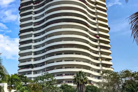 Penthouse in Klaeng, Thailand 4 bedrooms № 142399 - photo 1