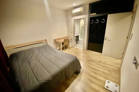 Condo in Chatuchak, Bangkok, Thailand, 3 bedrooms № 159495 - photo 2