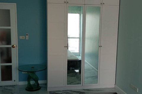 Студия в кондо в Банг Раке, Бангкок, Таиланд № 159491 - фото 9