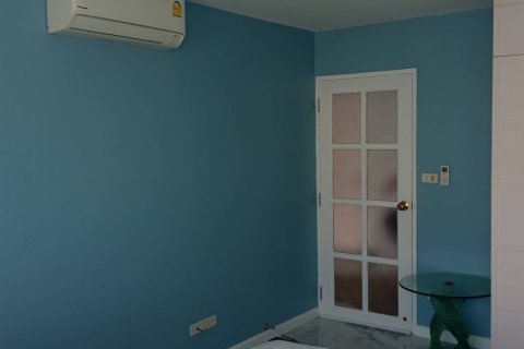 Студия в кондо в Банг Раке, Бангкок, Таиланд № 159491 - фото 8